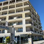 Private Super By Sea In ! Apartment